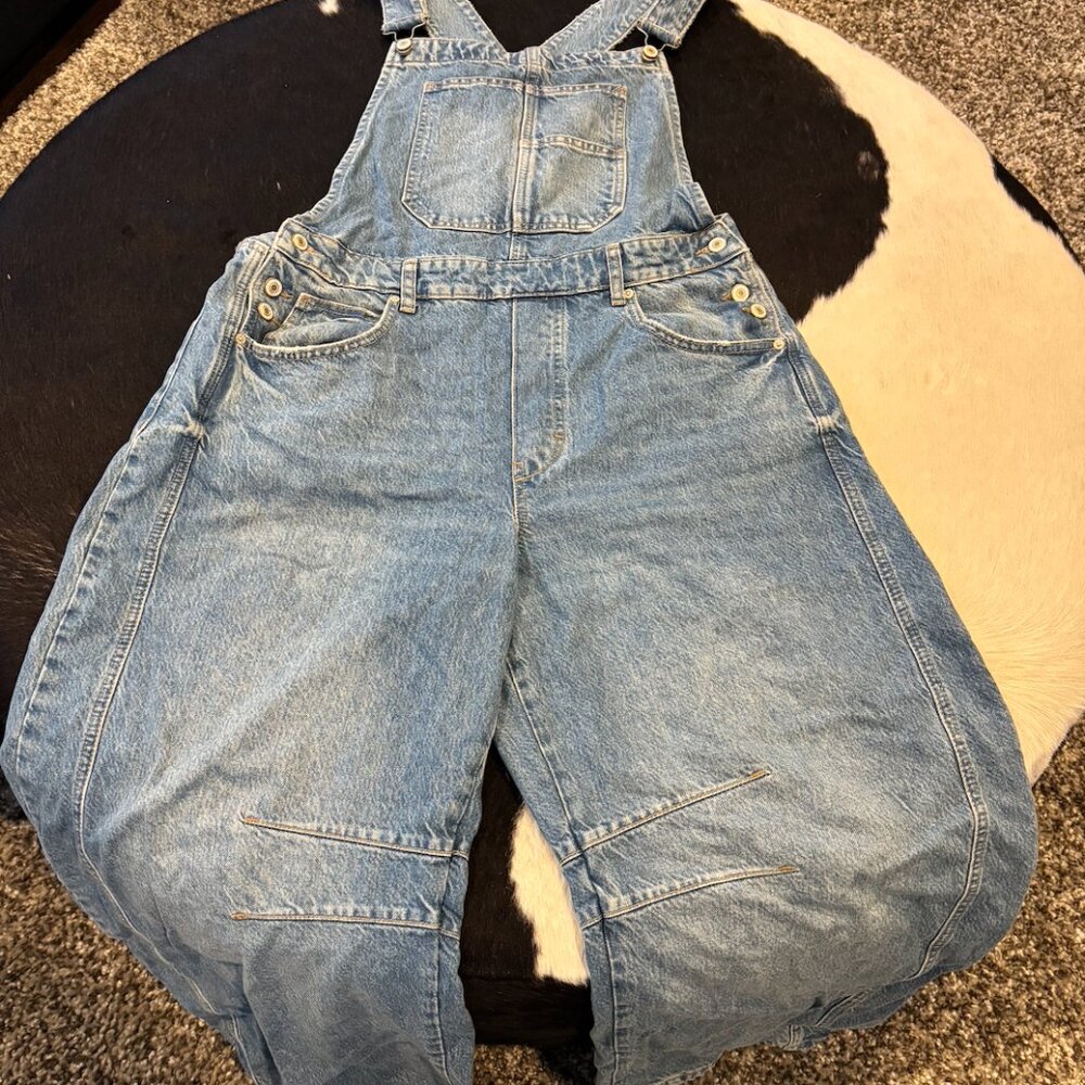 Free People Good luck barrel overalls size L